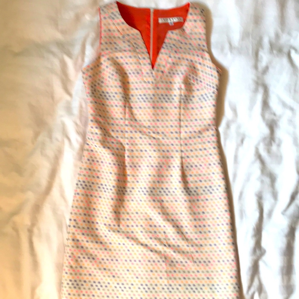 Trina Turk made in California beige shift dress w neon geometric pattern EUC
